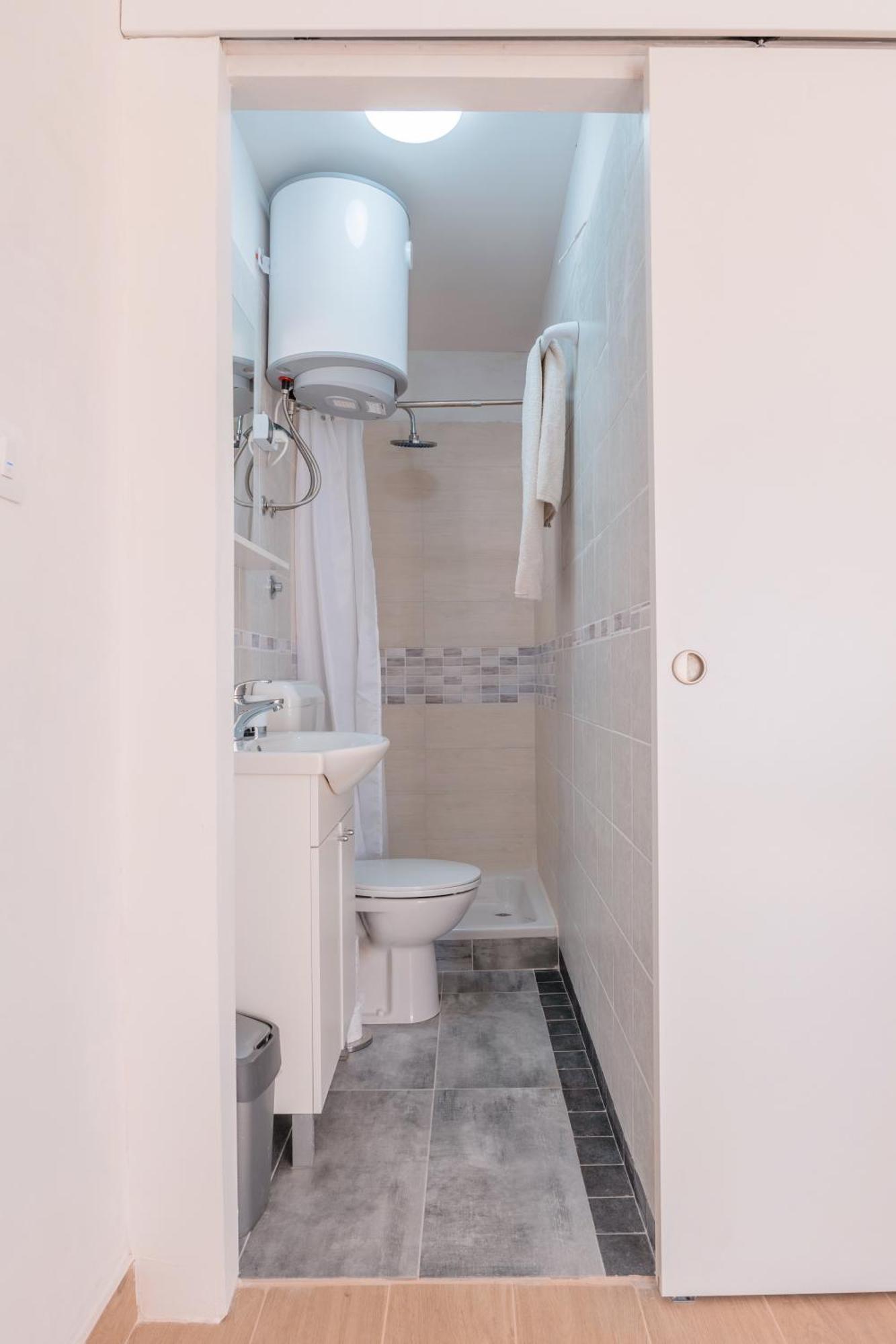 Apartments Ema シベニク エクステリア 写真